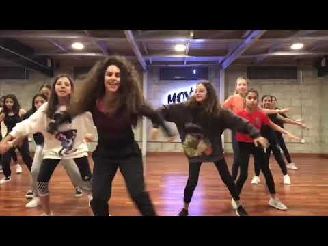 Black Eyed Peas, J Balvin - RITMO | Dancing Minions Class
