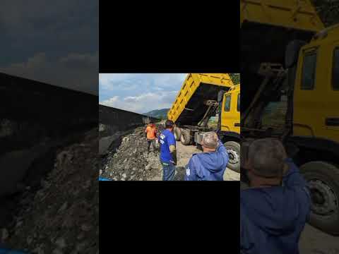 Suministro, transporte y colocación de material granular para la corrección de falla de borde