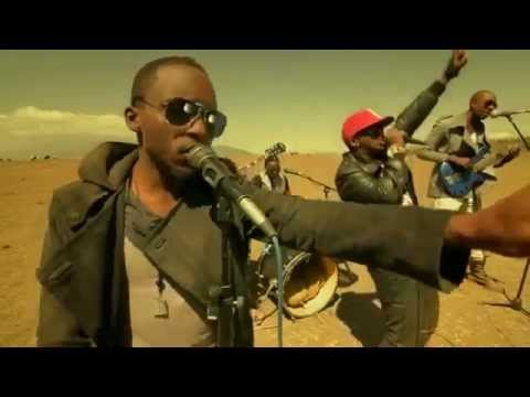 AY FT SAUTI SOL - I DONT WANNA BE ALONE - Muzikiplus.com