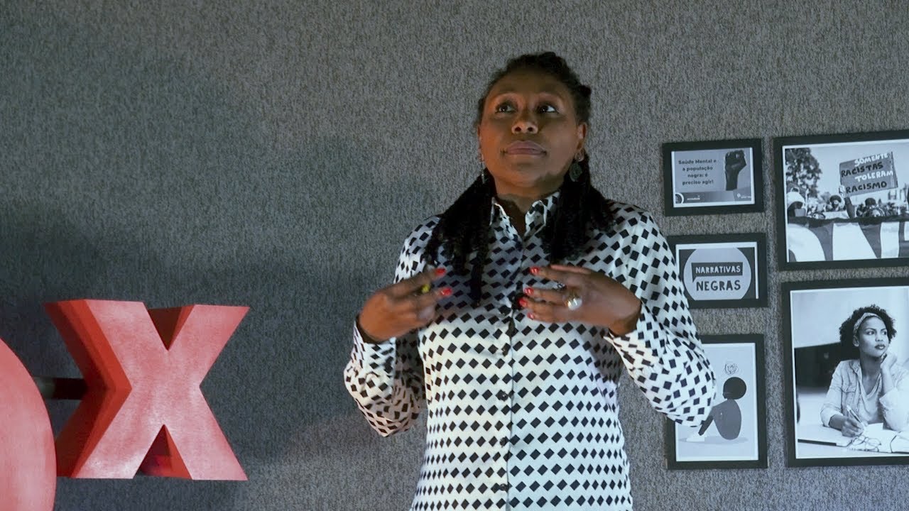O impacto do racismo na saúde mental | Kelly Paula | TEDxPUCPR