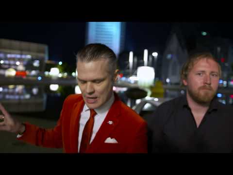 Tim Thoelke feat. Julius Fischer - Wir sind die Crew (von RB Leipzig)