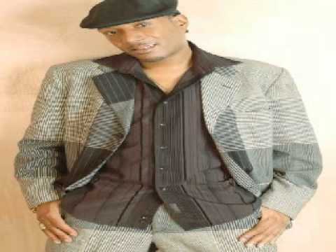 LEGALISE. /// SEANLOVEJONES1 & KELLY LE ROCK & MR NICE