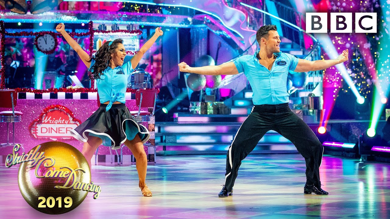 Mark and Janette Salsa 'Christmas Wrapping' - Christmas Special | BBC Strictly 2019