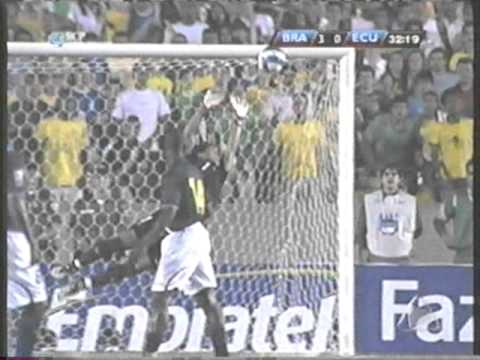 2007 (October 17) Brazil 5-Ecuador 0 (World Cup qualifier)-.mpg