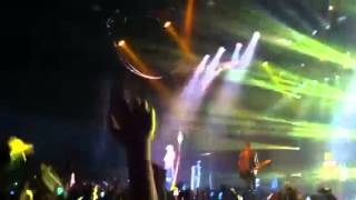 Reece Mastin performing Dirty Paradise