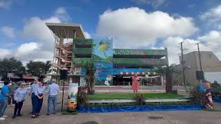 Se develó en McAllen el mural más grande del sur de Texas: “Soaring Through McAllen”