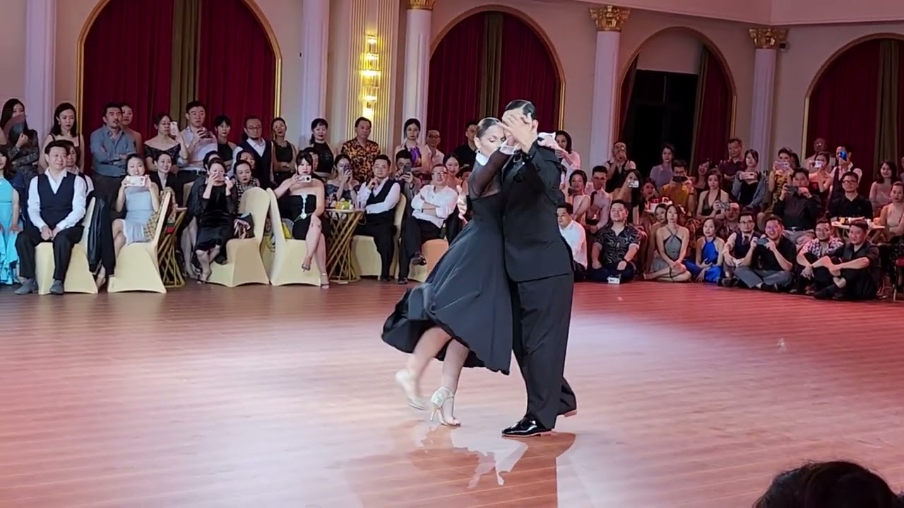 Suyay Quiroga & Jonny Carvajal at Quanzhou (China) Tango Festival no.2