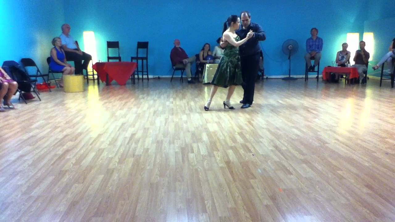Daniela Pucci y Luis Bianchi - Alternative Tango Performance 1 Dexter, MI on 8-22-2015