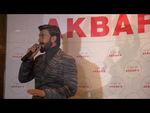 download lagu mp3 mp4 Ranveer Singh Cafe, download lagu Ranveer Singh Cafe gratis, unduh video klip Ranveer Singh Cafe