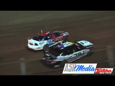 Modified Sedans: Baxter Wins an Awesome Heat - Kingaroy Speedway