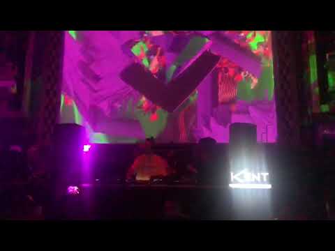 Mahony playing at Kristal Club #3