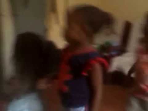 my little doughters dancing to Lick samba by Bob Marley. Reggae Music
