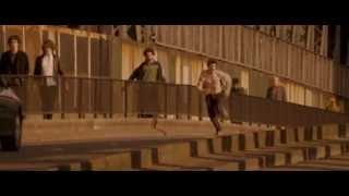 Jason Statham and Aidan Gillen-Chase Running (Blitz Movie)