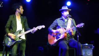 Michael Franti Trio - East to the West