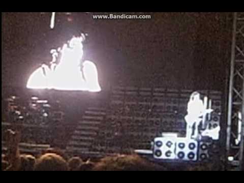 Paul Stanley is a narcissistic madman who hates moshing