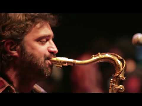 Videoclip de Se Despierta (En Vivo en el Luna Park) — La Vela Puerca