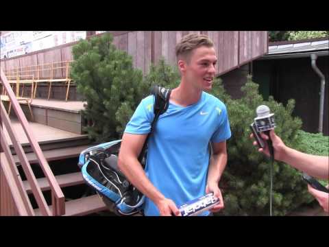 Michal Bíško po výhře v prvním kole kvalifikace na turnaji Futures v Pardubicích