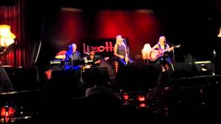 Jetty Road Keep Holding On