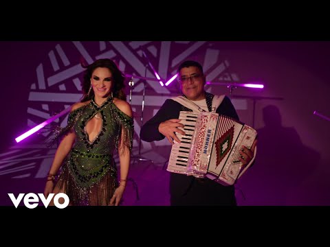 Aarón Y Su Grupo Ilusión, Mariana Seoane - Me Ayudó A Olvidarte