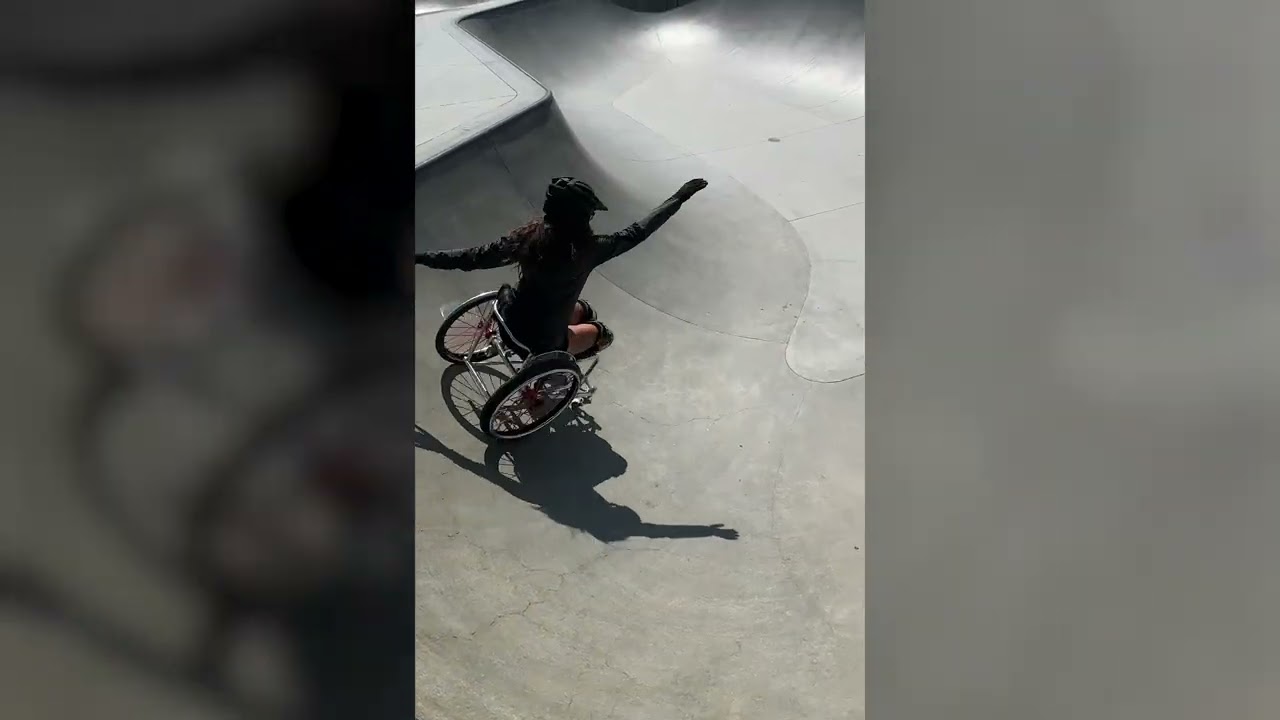 Wheelchair skateboarder's first ride since injury Video