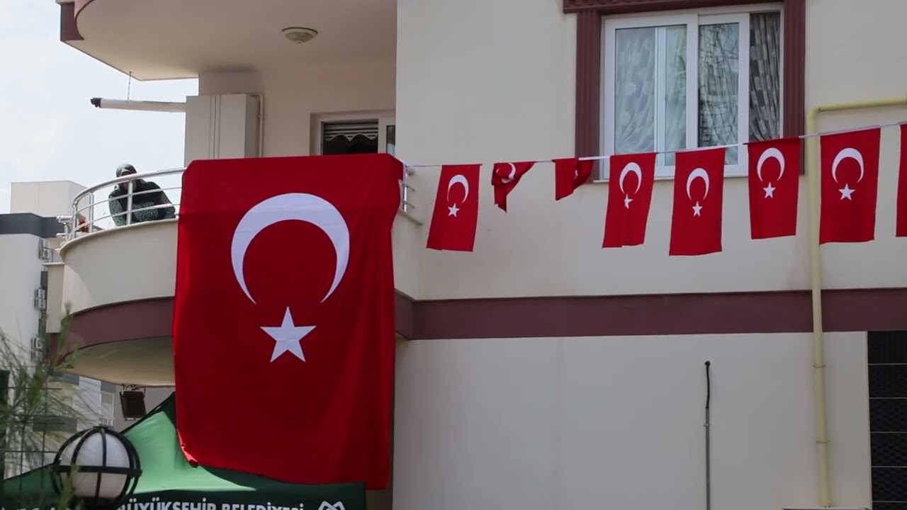 ŞEHİT İTFAİYE ERİ NAZMİ ÇELİKKAYA, ŞEHADETİNİN SENE İ DEVRİYESİNDE DUALARLA ANILDI