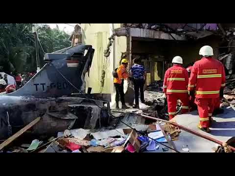 DETIK DETIK PESAWAT NYUNGSEP DI KUBANG RAYA KAMPAR RIAU⛑