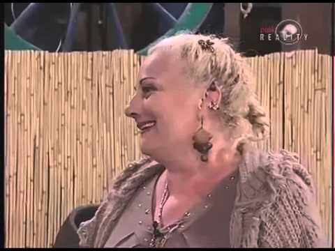 Farmeri gledaju video poruke svojih porodica - Farma 4 - 2013 - Dan 98.