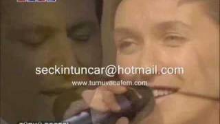 Kaldım İstanbullarda (Divane Aşk) - Şevval Sam