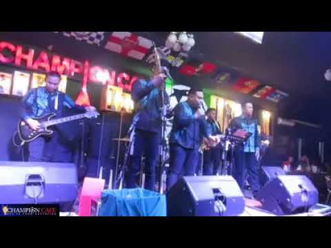 Karna su sayang near feat SANGA PAJUMPANG BAND at Champion cafe medan