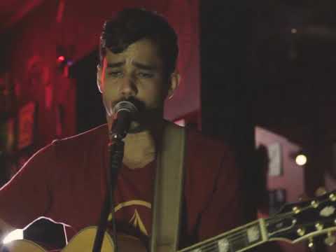 Baú - Coletivo Roots