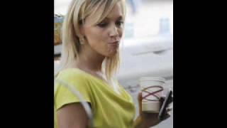 Katie Cassidy singing "I think I love you"