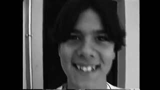 LOS DELINCUENTES - POETA ENCADENADO MAQUETA