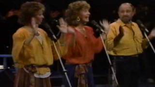 Sharon Lois and Bram-Back by Popular Demand LIVE! Prt 1