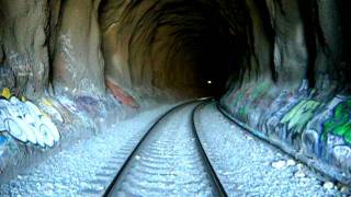 preview picture of video 'Entering a train tunnel in Chatsworth Park!'