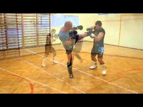 LOW KICK KRAŚNIK TRENING
