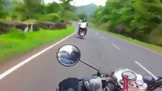 preview picture of video 'RE Classic 350 V/S RE Electra (Kashedi Ghat) !!'