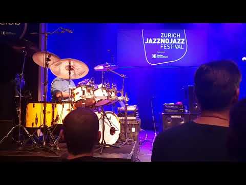 JazzNoJazz Festival Zürich 2018 - Victor Wooten & Dennis Chambers & Bob Franceschini (6)