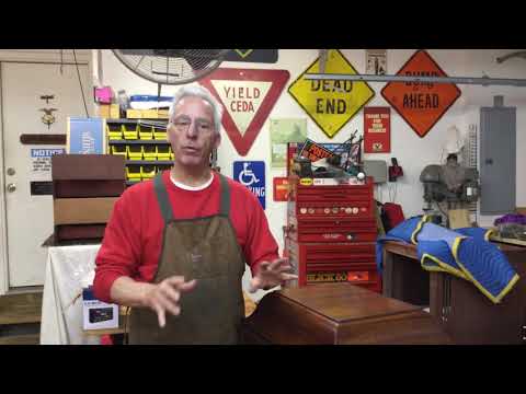 206.  Victor-Victrola XI phonograph is absolutely mint!