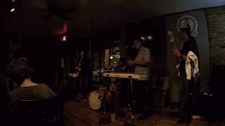 The Tonehounds play Strut - Taj Mahal