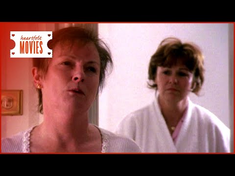 Brenda Blethyn In Girls' Night (1998) | Love, Loss and Las Vegas Dreams | Julie Waters