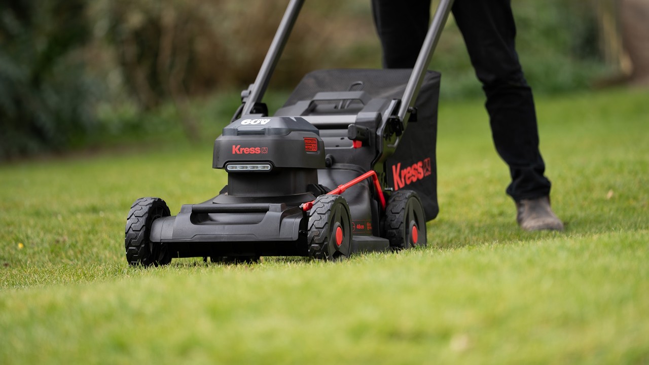 Kress 60V 46cm Self-Propelled Mower Review: Silent Power Meets Rugged Performance! KG757E.9