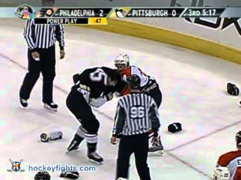 Freddy Meyer vs Max Talbot