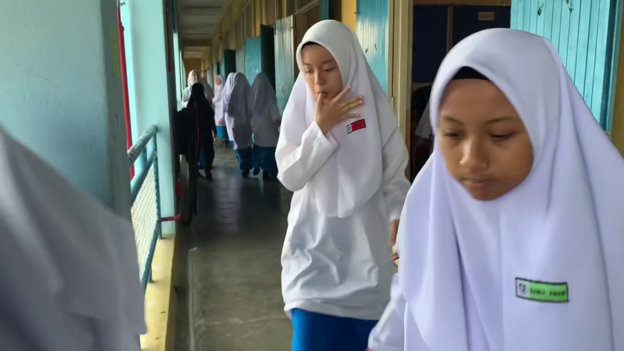 English Explorace (Form 1 Setia)