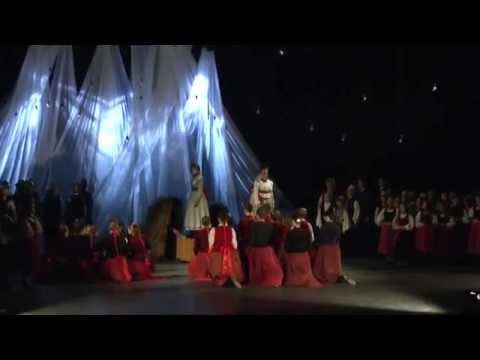 A Gödöllő Táncegyüttes nagy sikerű adventi bemutatója