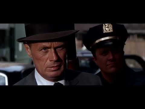 Police sur la ville (MADIGAN) par Julien Comelli