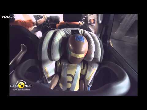 2015 Mercedes V Class CRASH TEST