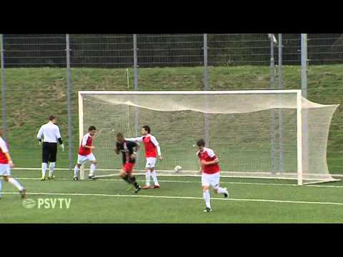 PSV A1 speelt gelijk tegen AZ A1