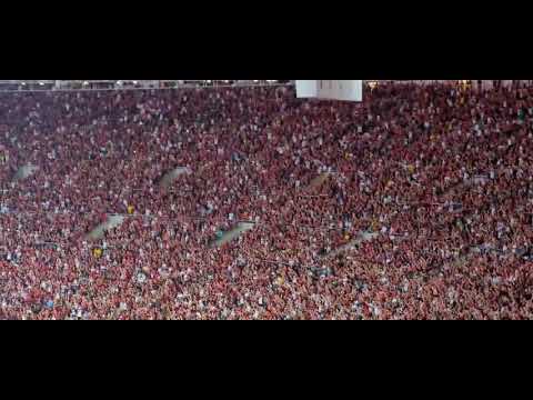 Surreal! Canta alto a torcida do Flamengo no Maracanã