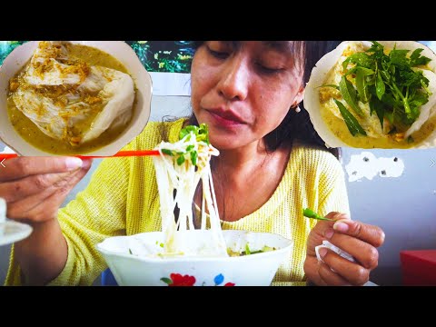 Cambodian Rice Noodle With Green Fish Curry - Phnom Penh Street Food