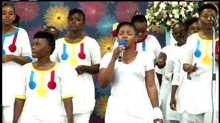 Jina linabadilisha mambo by Efatha Mass Choir Jina linabadilisha mambo by Efatha Mass Choir